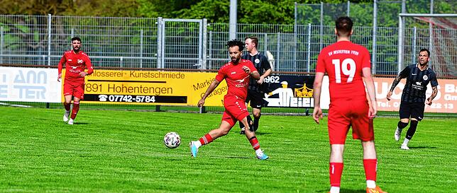 Bild 12: SV Jestetten siegt 3:1 beim FC Hochrhein &ndash; und wir haben Bilder!