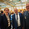 Landespolizeipräsidentin Stefanie Hinz freute sich, dass Uwe Stürmer (rechts) zwei weitere Monate kommissarisch das Präsidium in ...