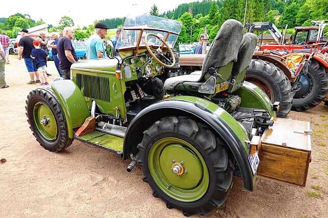 Bild 15: Hotzenwald: Oldtimer-Treffen mit Live-Musik
