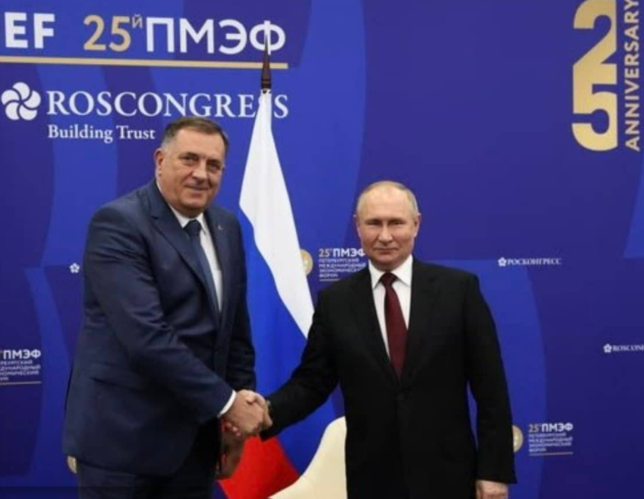 Milorad Dodik, Ex-Präsident der bosnischen Teilrepublik Republika Srpska, traf am 18. Juni 2022 den russischen Staats-Chef Wladimir ...