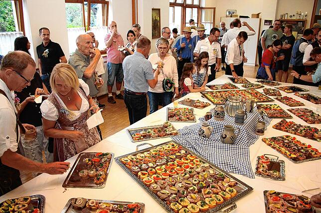 Bild 1: Auftakt des Heimatfest Sichelhenke in Bohlingen