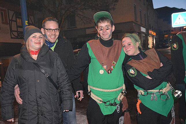 Bild 46: Narrentreffen der Urviecher-Zunft: Bilder vom Eröffnungsumzug (2)