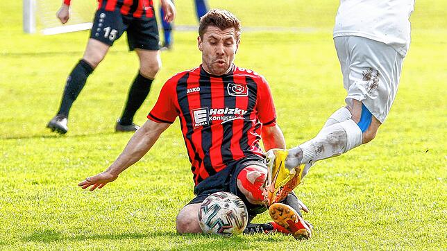 Routinier Erik Raab bestreitet am Wochenende sein letzten Heimspiel für den FC Königsfeld und soll mit einem Sieg verabschiedet werden.