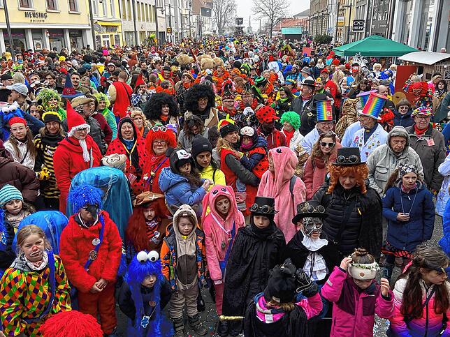 Bild 18: Schmotziger Dunschtig 2023: Die schönsten Fotos von der Marktstätte