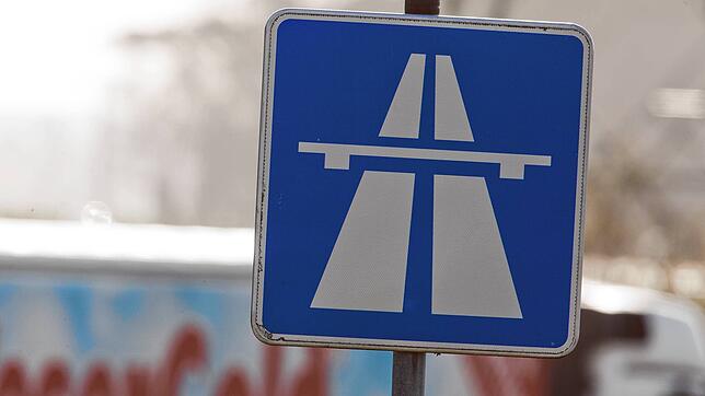 Am Hochrhein ist die A98 seit Jahrzehnten ein Dauerthema. Nun sorgt die Trassenführung der A98 zwischen Schwörstadt und Murg erneut für ...
