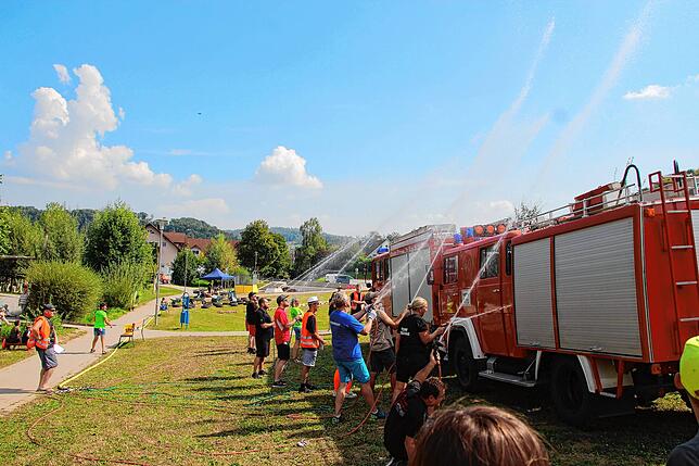 Bild 13: Bilder von der Bauernolympiade der FFW Eggingen