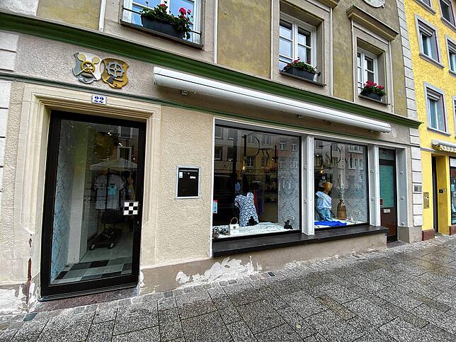 Vor wenigen Wochen hat in der Oberen Straße das Damenmode-Geschäft „D`Mur“ eröffnet.