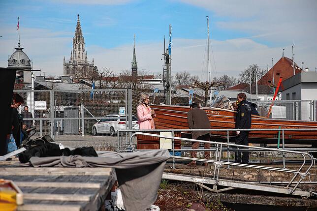 Im März 2024 wurde für „Seeland“ am Konstanzer Hafen gedreht.