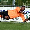 Im Brennpunkt: Dany Quintero vom FSV Rheinfelden verhinderte dank spektakulärer Paraden beim SV Au-Wittnau noch Schlimmeres. Dennoch ...