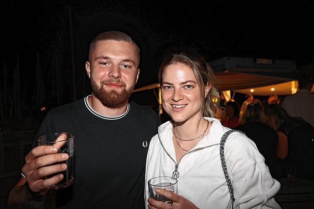 Bild 16: Maritimes Flair und Partystimmung: So feiern die Gäste beim Hafenfest 2025 in Staad