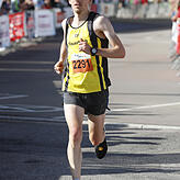 Herrensieger beim Halbmarathon: Fabian Schneckenburger. Bild: Roger Müller
