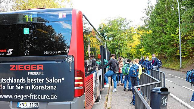 Schüler der Geschwister Scholl-Schule nach Unterrichtsende.