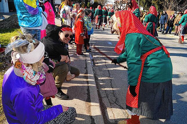 Bild 13: Salemer Fasnachtsumzug 2025: Die schönsten Bilder aus Buggensegel