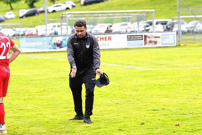 Trainer Giuseppe Stabile vom FC Tiengen 08: „Als ehemaliger Offensivspieler habe ich dort die ein oder andere Vorliebe. In der Offensive ...