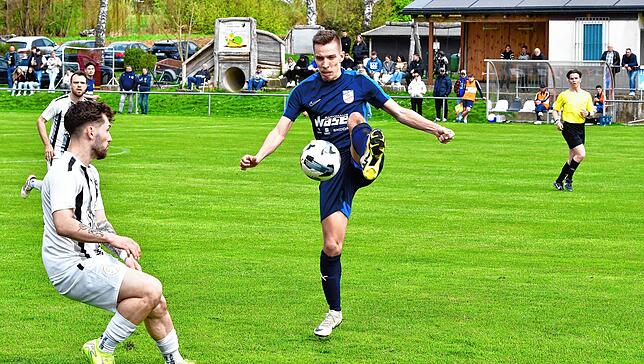 Bild 8: FC Wittlingen setzt sich mit 3:1 gegen VfB Waldshut durch – und wir haben Fotos!