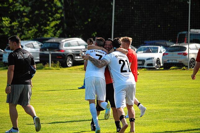 Bild 13: FC Tiengen 08 II holt den Titel durch ein 4:0 bei der SG Bettmaringen/Mauchen &ndash; wir haben Bilder!
