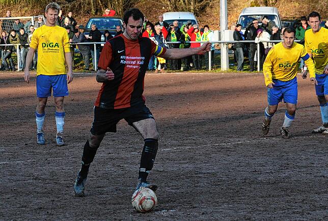 Bild 41: Schnappschüsse aus der Bezirksliga-Saison 2010/2011