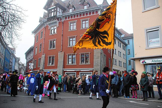 Neben Spaß steht auch die Sicherheit an erster Stelle. Im Vorfeld muss ein Sicherheitskonzept mit Polizei und Rettungsdienst erstellt ...