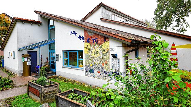 Der Güttinger Kindergarten ist aktuell am schwersten von Personalmangel betroffen. Viele Kinder können ihre eigentlich zugesagten ...