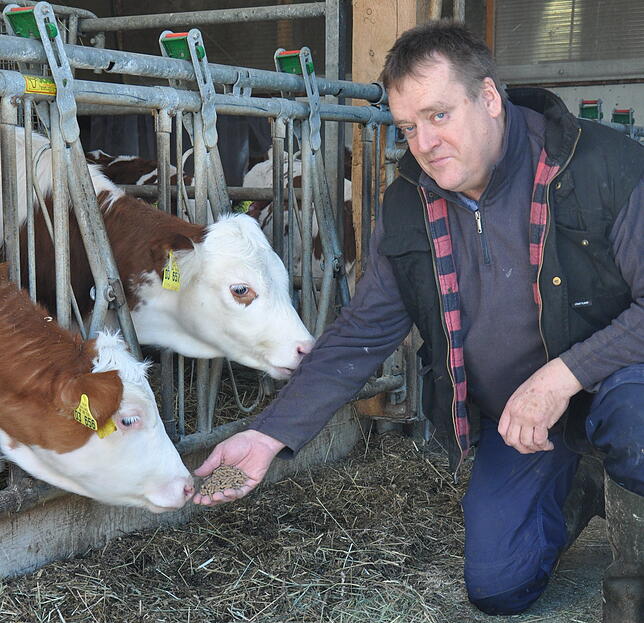 Karl-Heinz Mayer, Milchvieh-Betriebleiter aus Owingen.