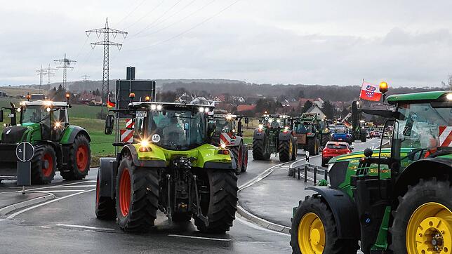 (Symbolbild) Deutschlandweit &ndash; wie hier in Thüringen &ndash; protestieren Landwirte gegen die Agrarpolitik des Bundes. Auch in ...