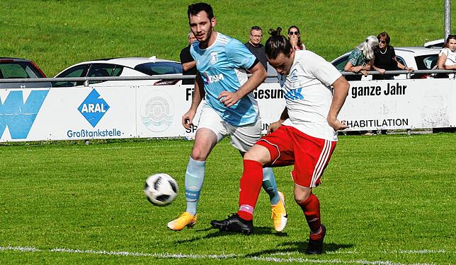 Bild 14: SV Obersäckingen gewinnt gegen den SC Lauchringen mit 2:0 &ndash; und wir haben die Bilder!