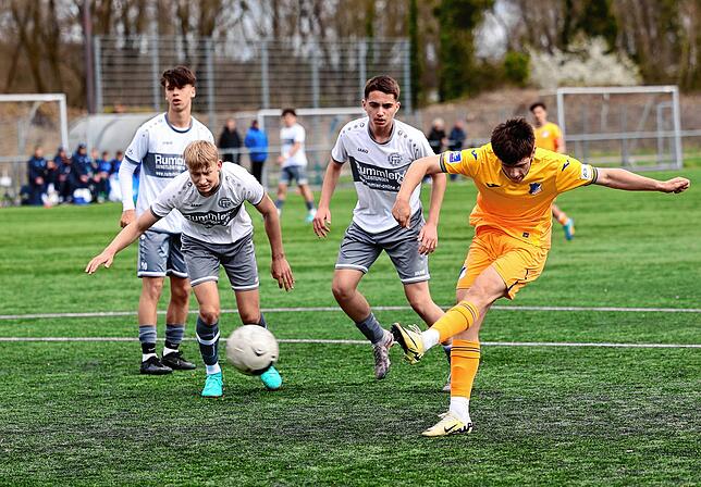Bild 11: Starke Leistung gegen Hoffenheim! Bildergalerie vom Oberliga-Spiel der B-Jugend des FC Radolfzell