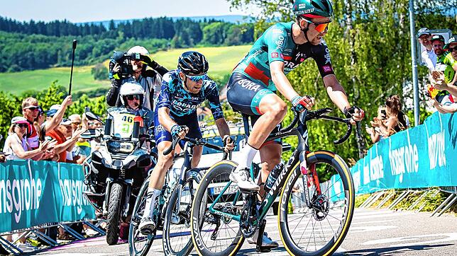 Die Radsportler haben freie Bahn. Für den normalen Verkehr werden die Rennstrecken zeitweise gesperrt. Dafür kommen die Zuschauer ganz ...