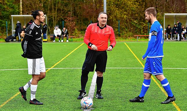 Bild 2: FC Erzingen holt sich ein 4:4 bei der U23 des SV 08 Laufenburg &ndash; und wir haben Bilder!