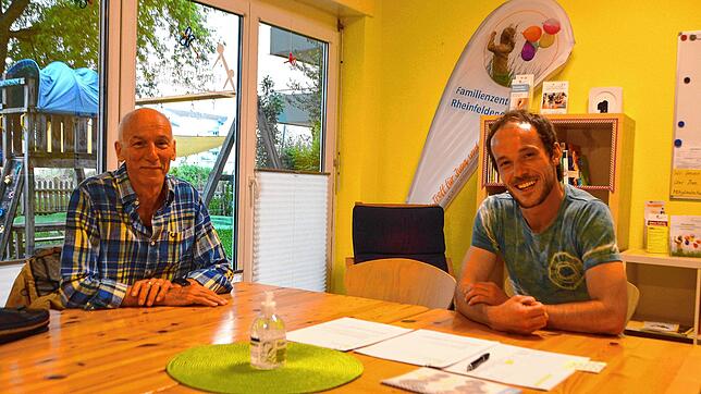 Fritz Grässlin (links) und Nino Voneschen hatten zum Gesprächskreis für Väter ins Familienzentrum eingeladen. Doch es gab keine Resonanz ...