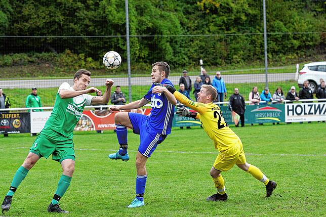 Bild 19: FC Weizen gewinnt gegen den SV Waldhaus im Spitzenspiel mit 1:0 &ndash; und wir haben die Bilder!