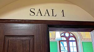 In Saal 1 des Villinger Amtsgerichts muss sich am 15. Mai ein 28-Jähriger wegen versuchter schwerer räuberischer Erpressung verantworten.
