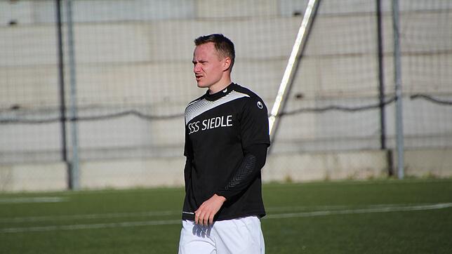 Jens Fichter tippt die Bezirksliga-Partien vom Mittwoch-Spieltag.