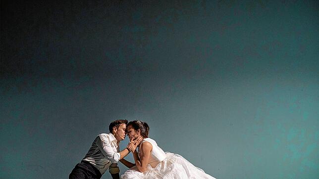 Zwei Stars geben an der Zürcher Oper das tragische Paar: Benjamin Bernheim als Roméo und Julie Fuchs als Juliette.
