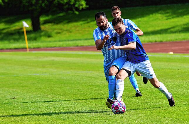 Bild 1: Bilder der Partie zwischen Anadolu Radolfzell und Owingen-Billafingen