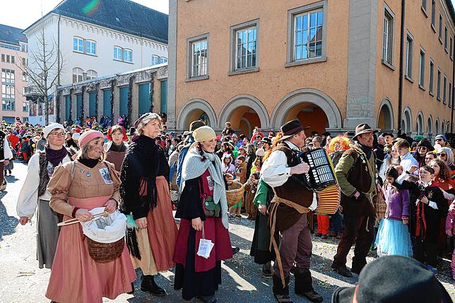 Bild 38: Konstanzer Fasnachtsumzug 2025: Die besten Bilder aus der Altstadt