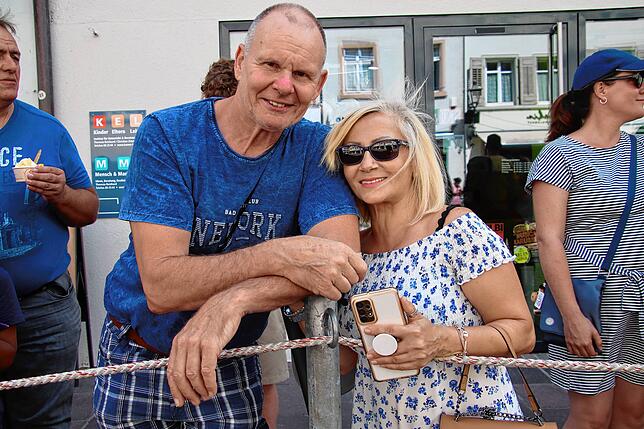 Bild 1: Waldshuter Chilbi 2025: Das sind die besten Bilder des Publikums beim großen Festumzug