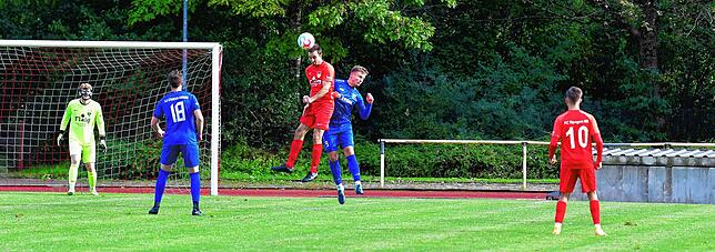 Bild 12: Neuer Spitzenreiter FC Tiengen 08 besiegt den TuS Efringen-Kirchen mit 4:1 &ndash; und wir haben Bilder!