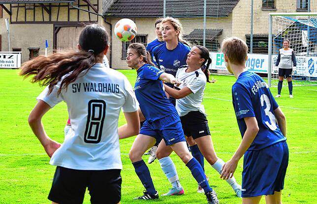 Bild 20: Neuling SV Waldhaus startet mit 2:0 bei der SG Hochrhein/Geißlingen – und wir haben Fotos!