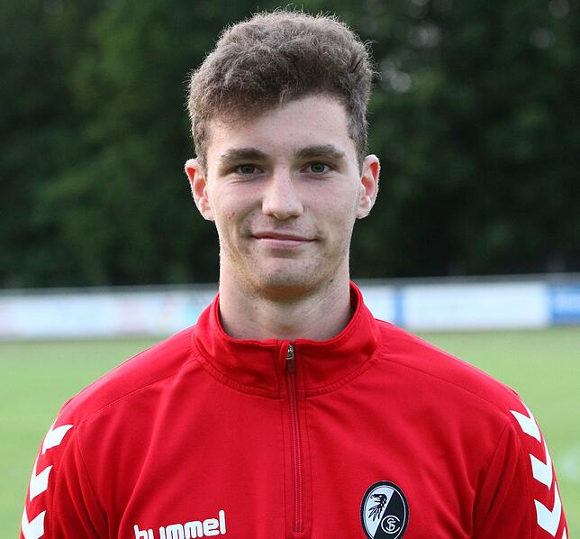 Marius Kaiser (SC Freiburg) aus Krenkingen: „Natürlich hätte ich gern gespielt. Aber weil ich mir das Schlüsselbein gebrochen ...