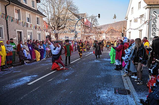 Bild 37: Unvergessliche Bilder vom Rosenmontagsumzug in Gottmadingen: So bunt war die Fasnacht 2025!