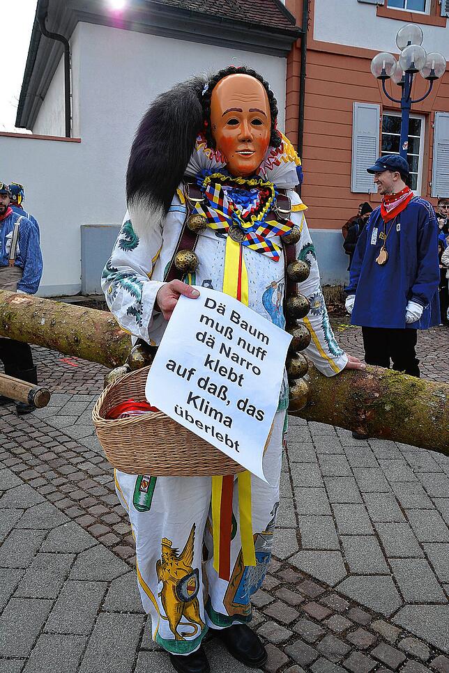 Bild 33: Narren und Stadt feiern in Bad Dürrheim Fasnetsauftakt