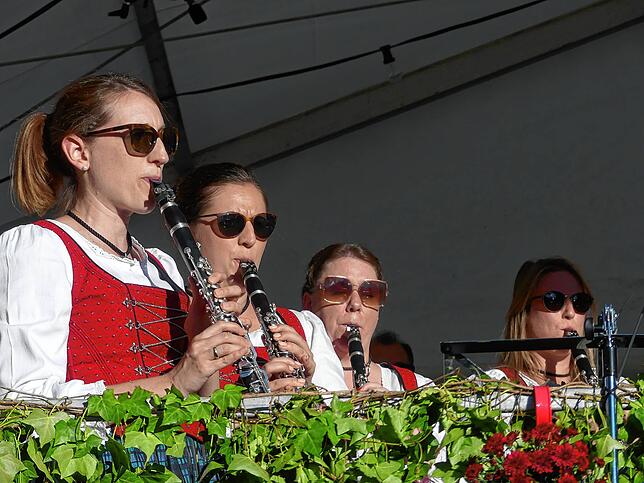 Bild 1: Feierabendhock am Torkelfest – hier gibt es die Bilder!
