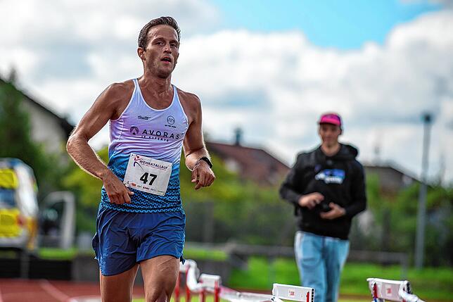 Bild 14: Omar Tareq gewinnt den 31. Wehratallauf &ndash; und wir haben Bilder!