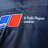 Das Logo der RRPS-Marke MTU auf einer Jacke. Wann kommen Aufträge? Bild: dpa