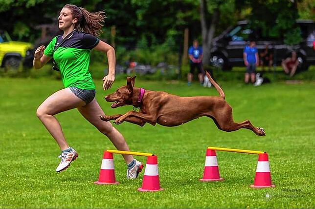Lilian Hauser mit Pheline bei einem Wettkampf im August 2023. Die beiden sind Deutsche Meister im Vierkampf Sprint. So wie die Magyar ...