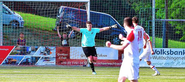 Bild 25: FC Hochrhein unterliegt 3:4 beim FC RW Weilheim &ndash; und wir haben Bilder!