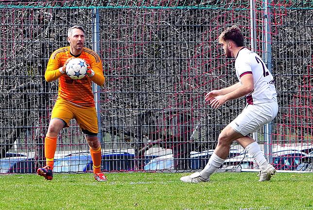 Bild 20: SV Deggenhausertal gewinnt Kellerderby gegen SG BAT mit 1:0. Wir waren mit der Kamera dabei!