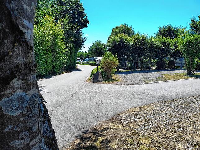 Heute, ein Jahr später, ist die Sanierung des Campingplatzes abgeschlossen. Manche Bereiche konnten jedoch erst zu den gerade zu Ende ...