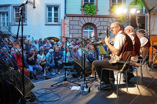 Bild 30: Tiengener Jazzfest verbreitet gute Laune